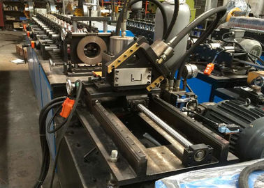 Maszyna do formowania kołków metalowych i walców gąsienicowych Płyta do cięcia na gorąco płyt ocynkowanych