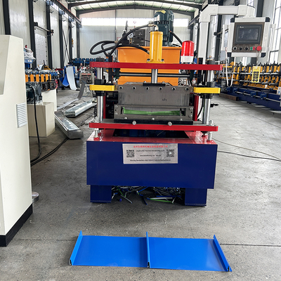 Kolorowa Stal Samozamykająca się Metal Sheet Rolling Roll Forming Machine PLC Control