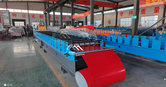 Kompaktna maszyna do formowania płytek dachowych z prędkością formowania 8-15 m/min oraz cięciem hydraulicznym