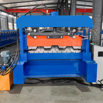 Profil stalowy galwanizowany PLC Control Decking Sheet Floor Roll Forming Machine