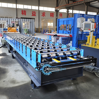 Hydrauliczne PLC sterowanie metalowe dachowe blachy Roll Forming Machine dla materiałów budowlanych