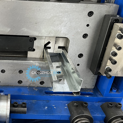 Plc Control C Z U Purlin Roll Forming Machine Hydraulic Punching and Cutting (Hydrauliczne bicie i cięcie)