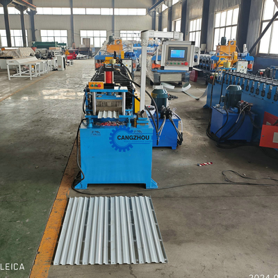 Wysoce wytrzymały ogród warzywny Perforated Steel Fence Making Roll Forming Machine