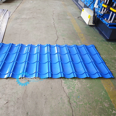 Kolorowe stalowe sterowanie PLC Prasowanie hydrauliczne i cięcie Zee Roof Tile Roll Forming Machine