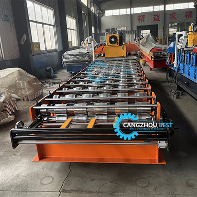 Profil stalowy Popularny rusisa Design Kolor Stalowe dachówki płytki Roll Forming Machine