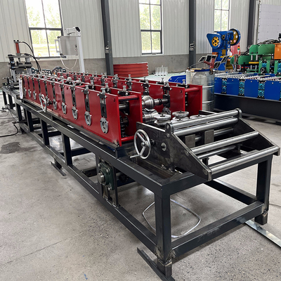 Zmienna długość cięcia c maszyna do formowania rolki z hydraulicznym systemem cięcia