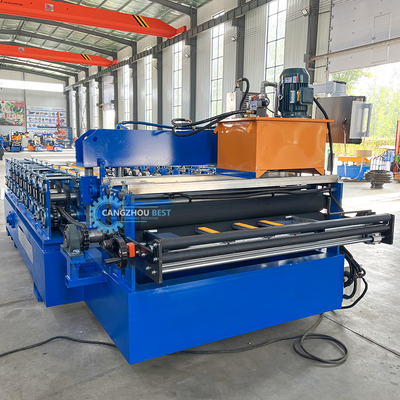 Automatyczna zmiana rozmiaru PU Liner Steel Profile Roof Sheet Roll Forming Machine dla 0,3-0,8 mm