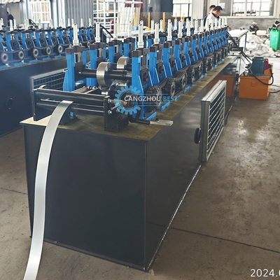 Flying Cutter High Speed Galvanized Main Channel Roll Forming Machine (Flying Cutter High Speed Galvanized Main Channel Roll Forming Machine) - maszyna do formowania rolki