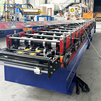 Kolorowa Stal Samozamykająca się Metal Sheet Rolling Roll Forming Machine PLC Control