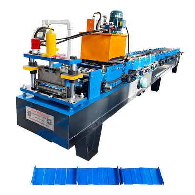 Samoblokująca maszyna do formowania rolek paneli dachowych