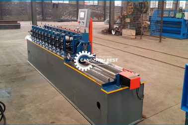 Maszyna do tworzenia rolek z zamkiem Snap Lock Stud and Track
